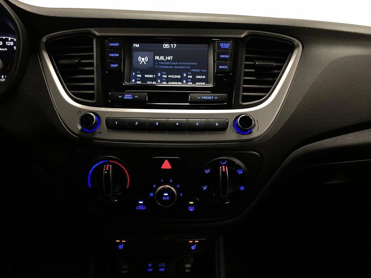Hyundai Solaris 2020, серый