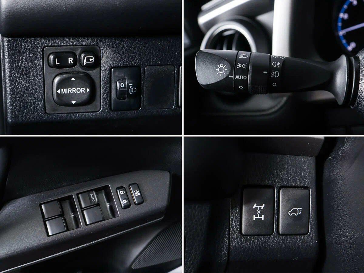 Toyota RAV4 2016, черный