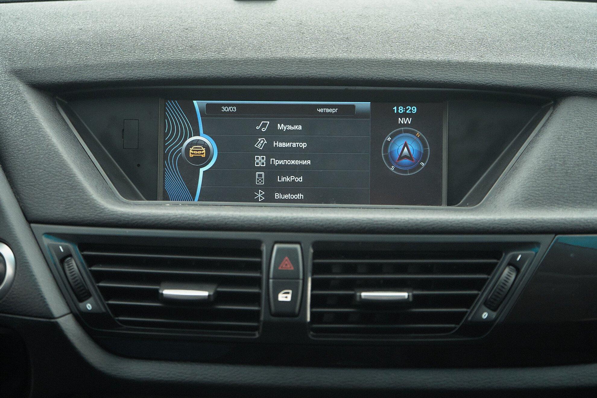 BMW X1 2013, черный