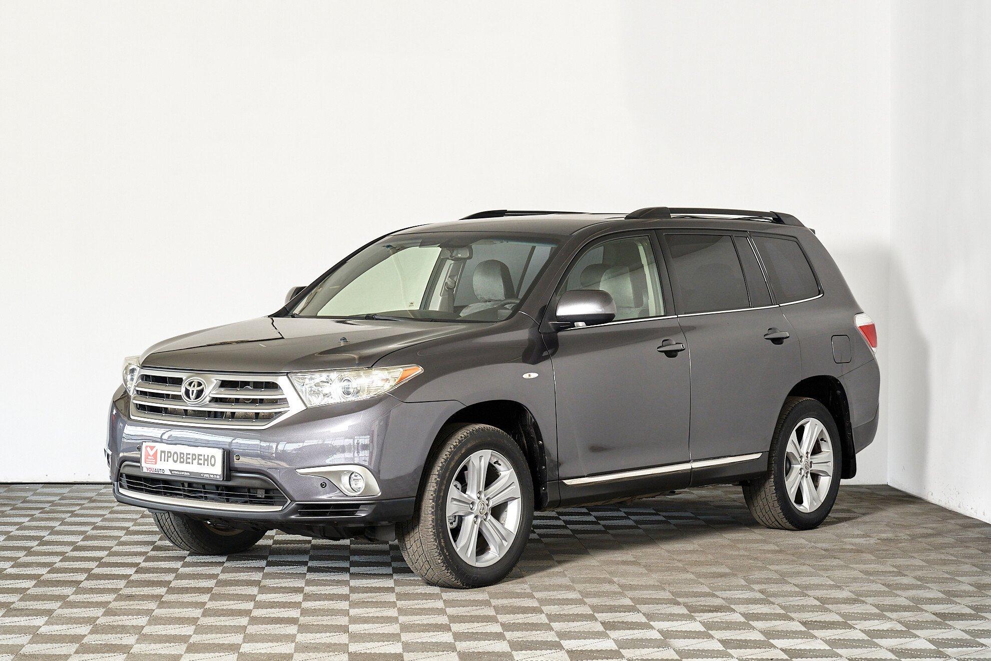 Toyota Highlander 2013, серый