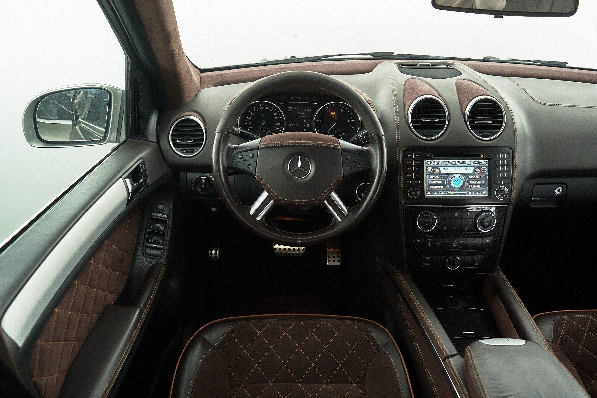 Mercedes-Benz M-Класс 2007, серебряный