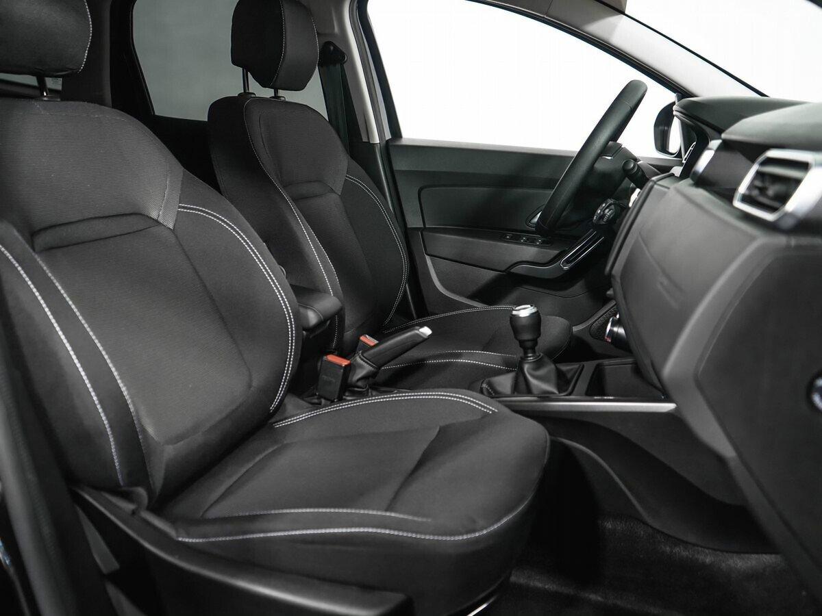 Renault Duster 2021, черный