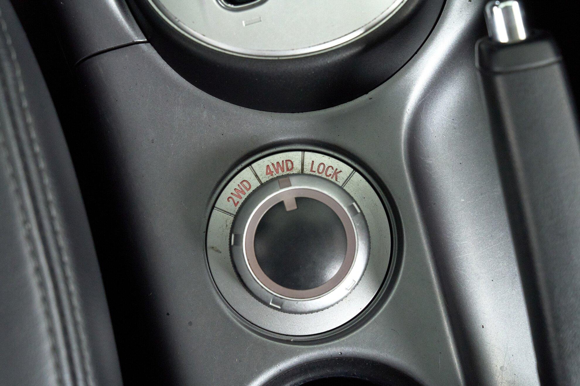 Mitsubishi Outlander 2008, черный