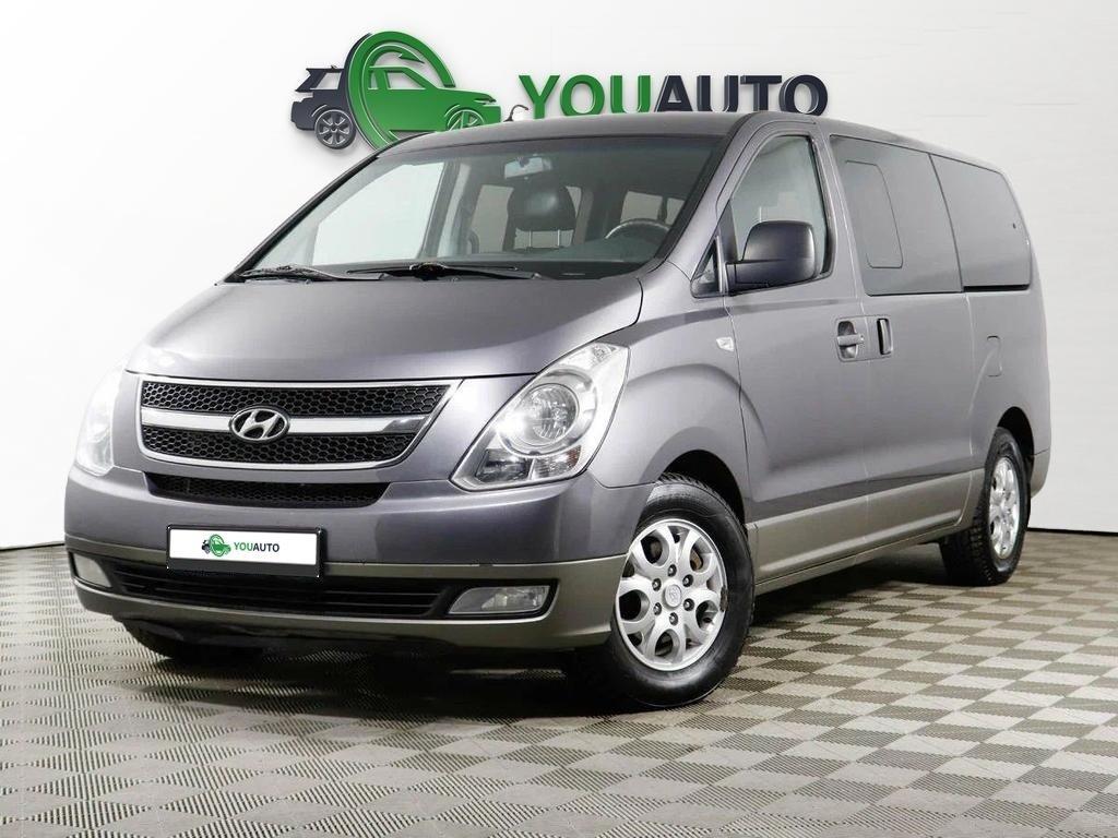 Hyundai H-1 2011, серебряный