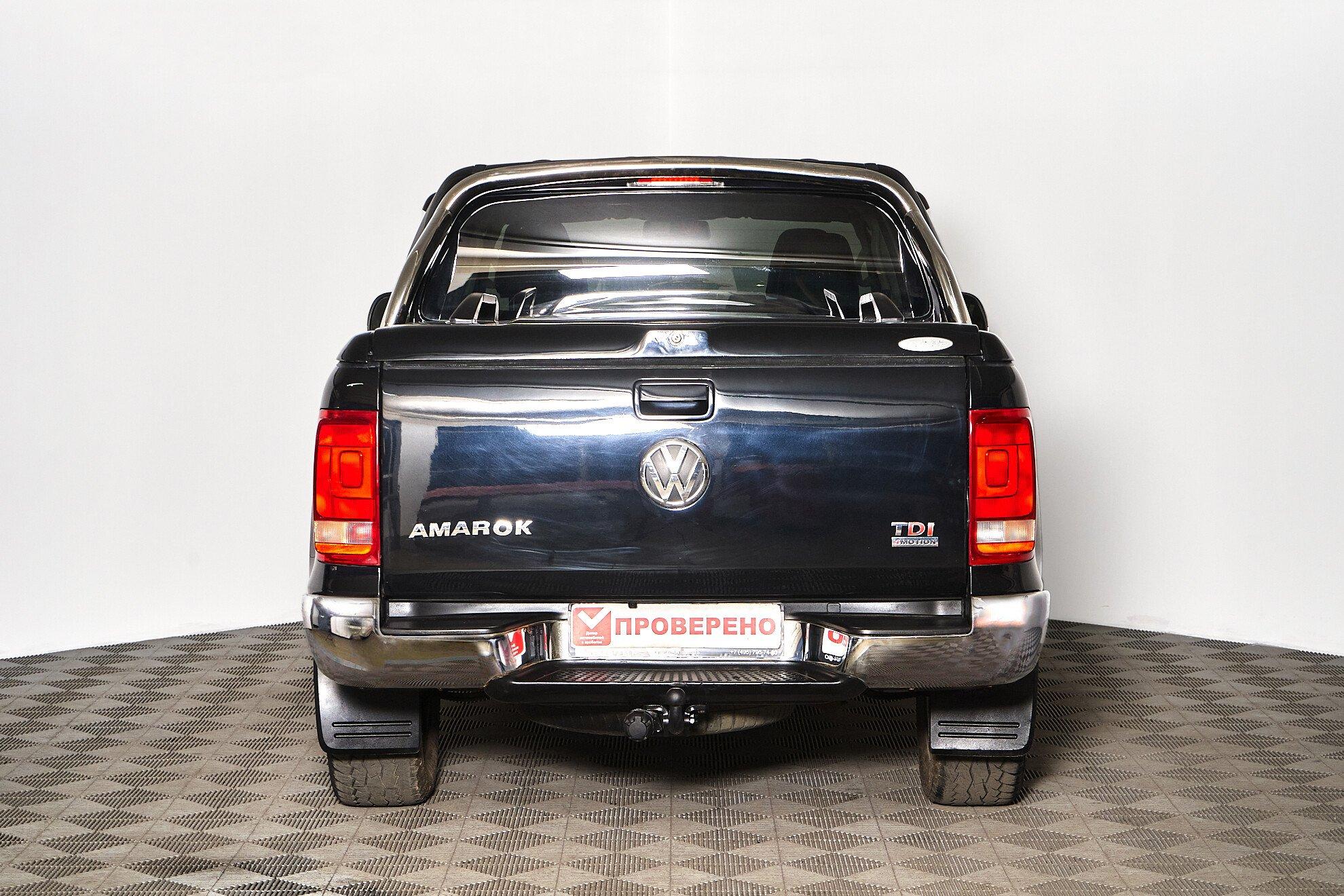 Volkswagen Amarok 2011, черный