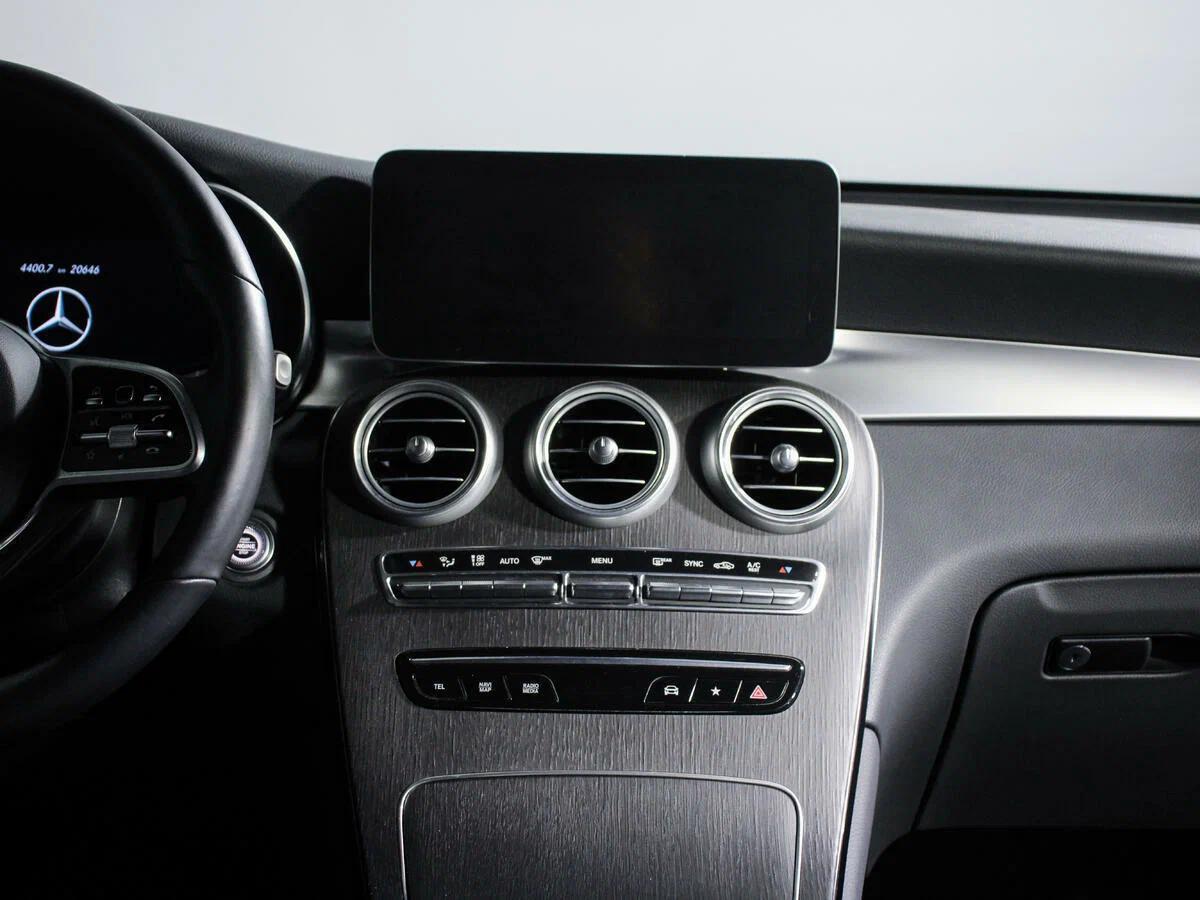 Mercedes-Benz GLC 2022, черный
