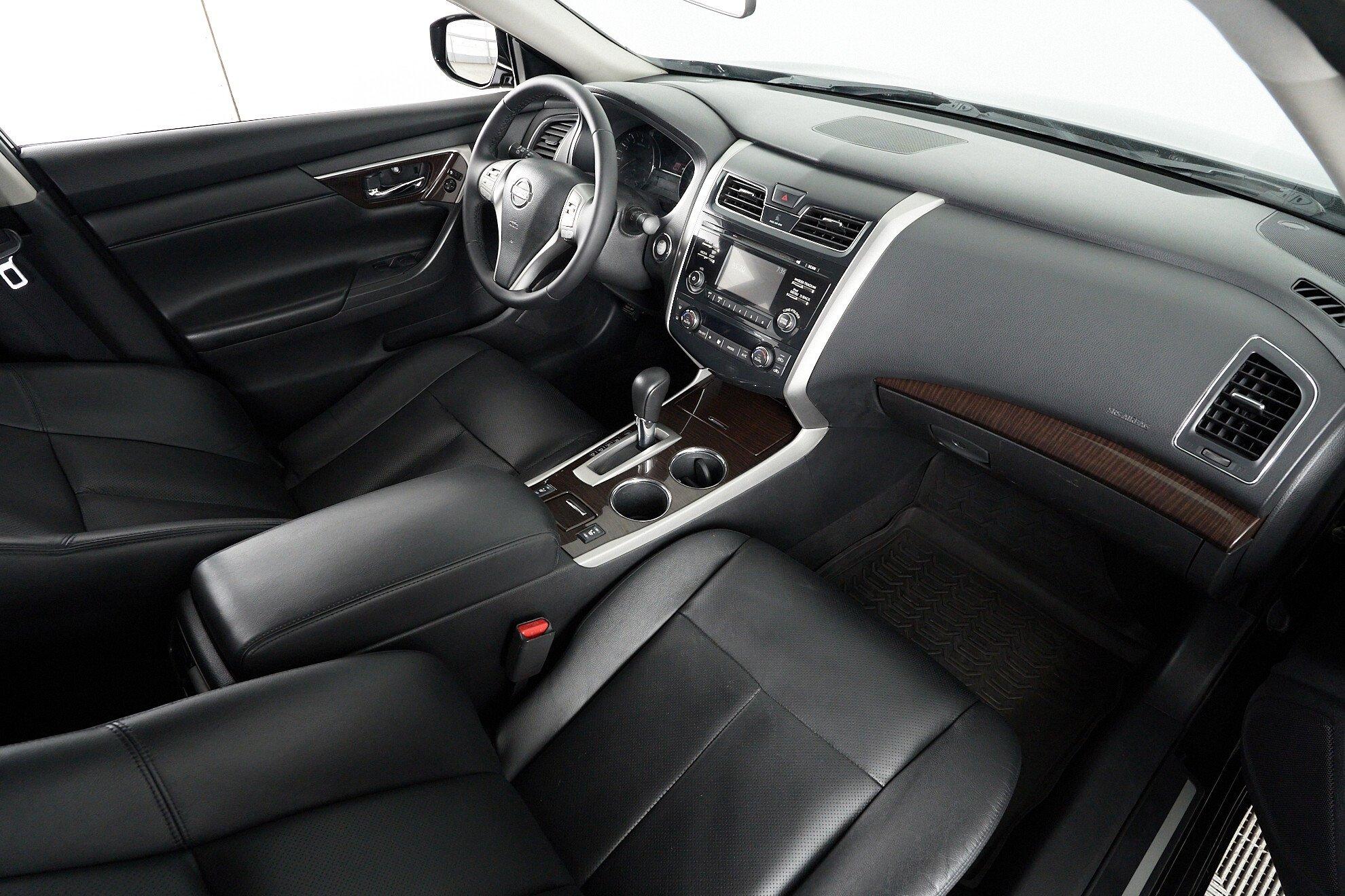 Nissan Teana 2015, черный
