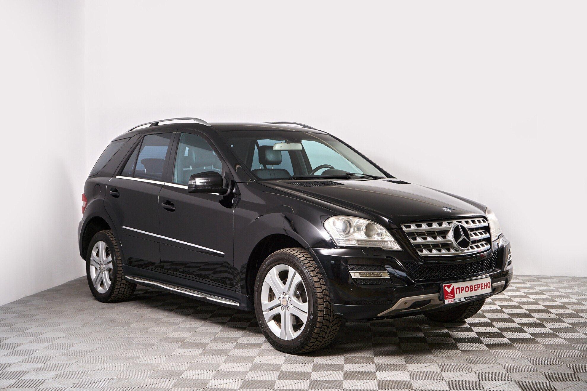 Mercedes-Benz M-Класс 2011, черный