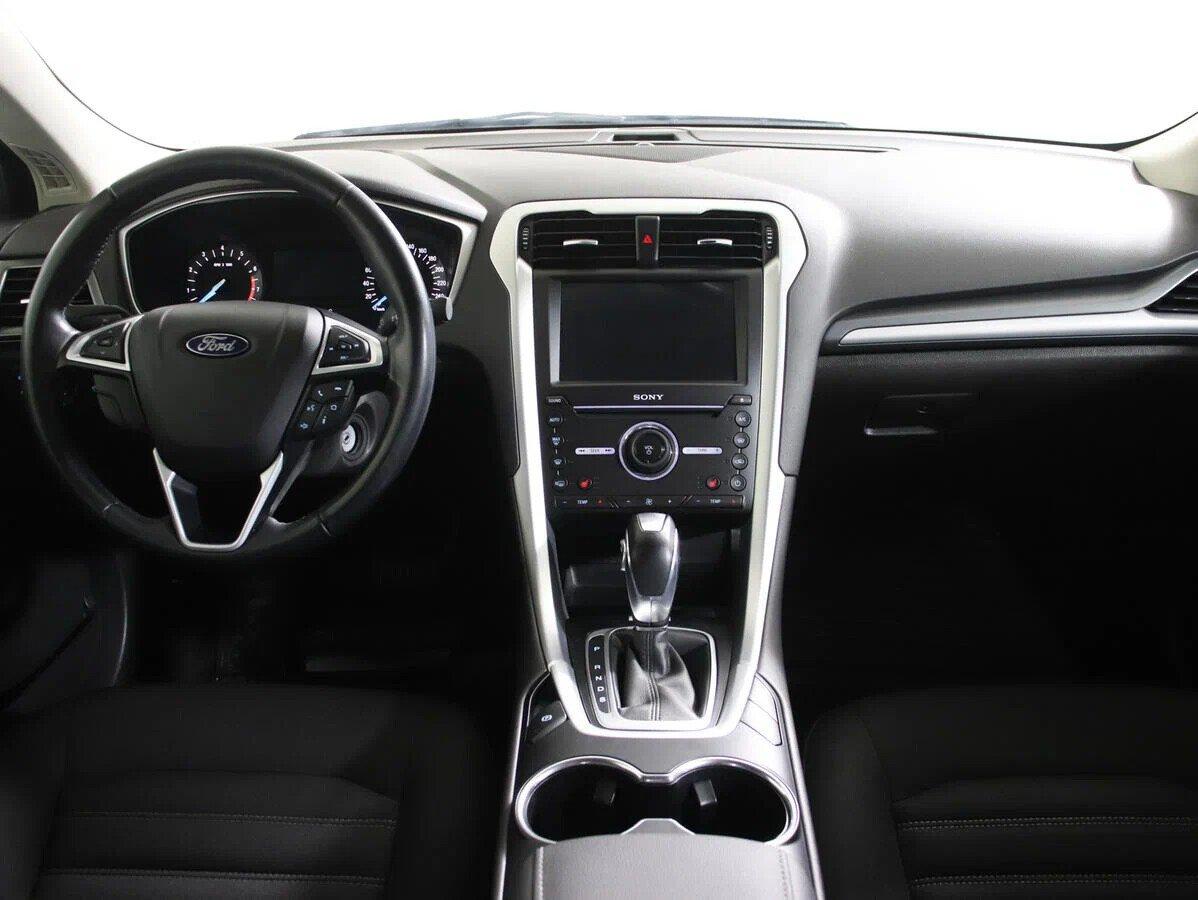 Ford Mondeo 2018, черный