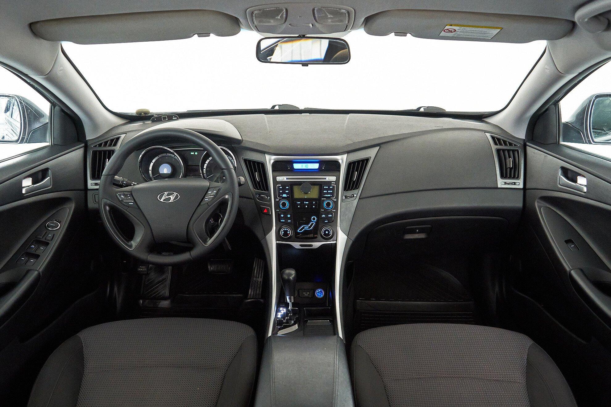 Hyundai Sonata 2012, серый