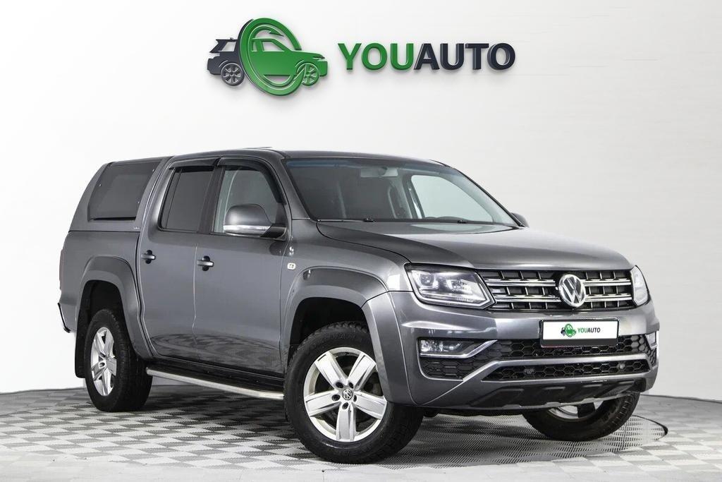 Volkswagen Amarok 2016, серый