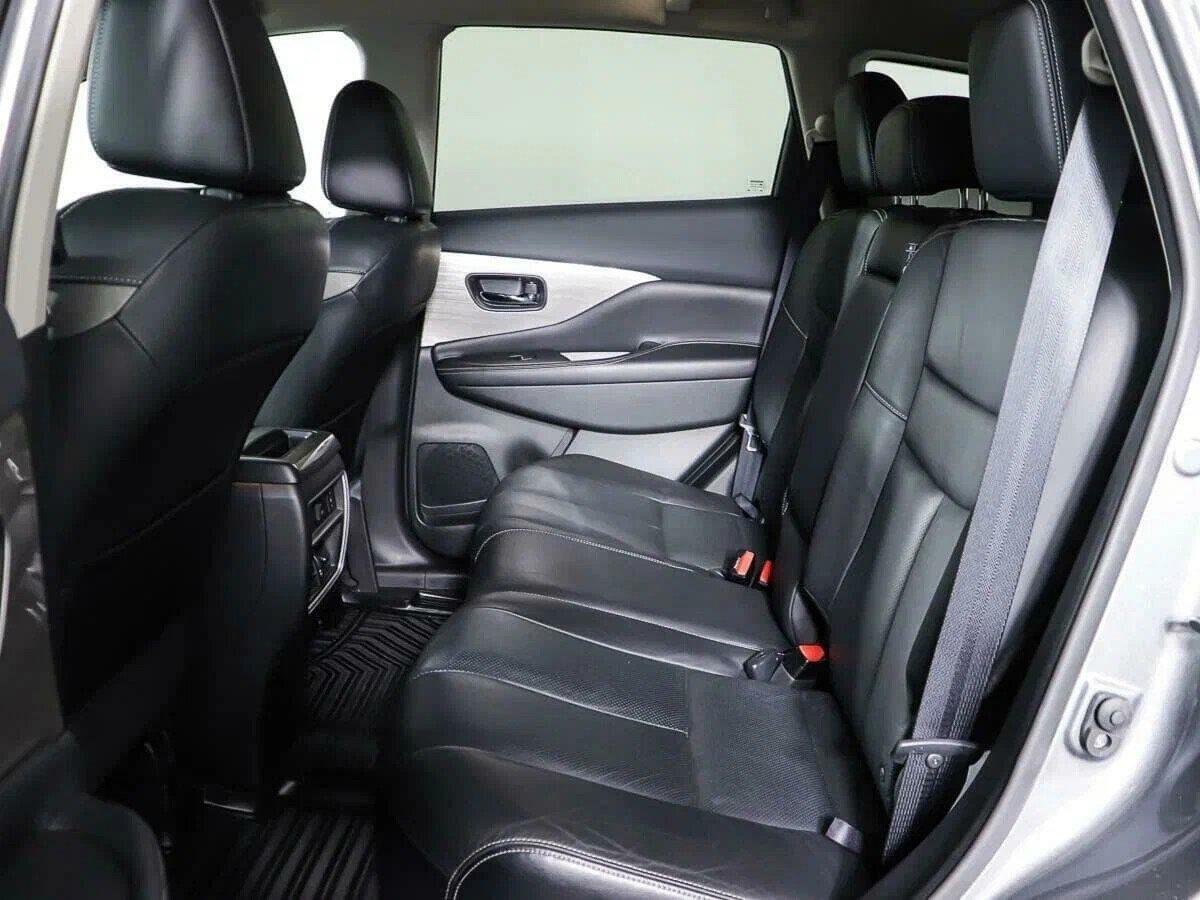 Nissan Murano 2018, серый