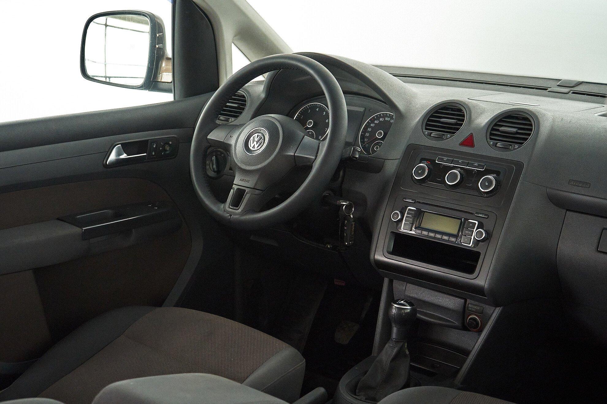 Volkswagen Caddy 2011, коричневый