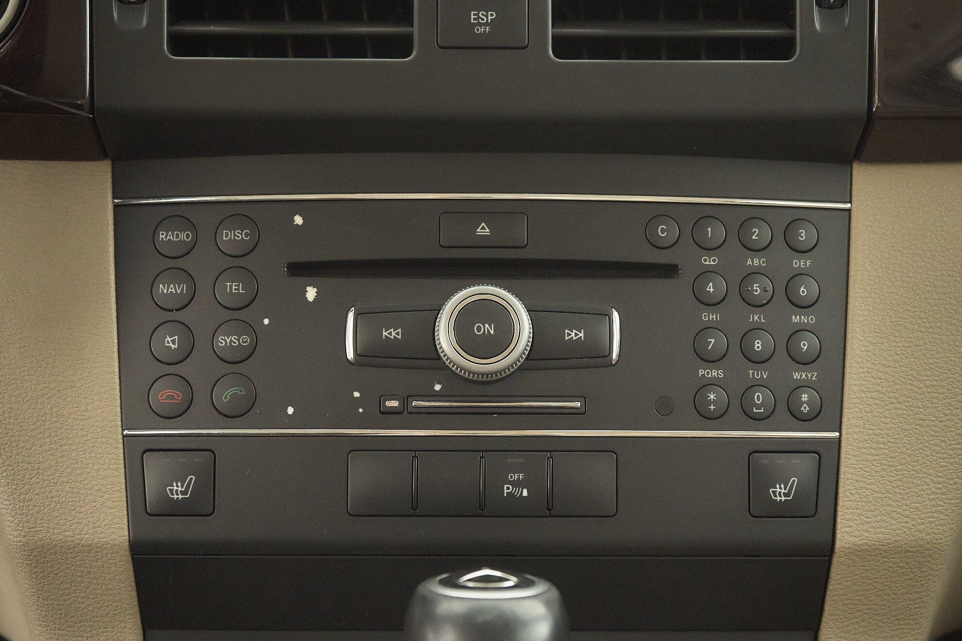 Mercedes-Benz GLK-Класс 2010, белый