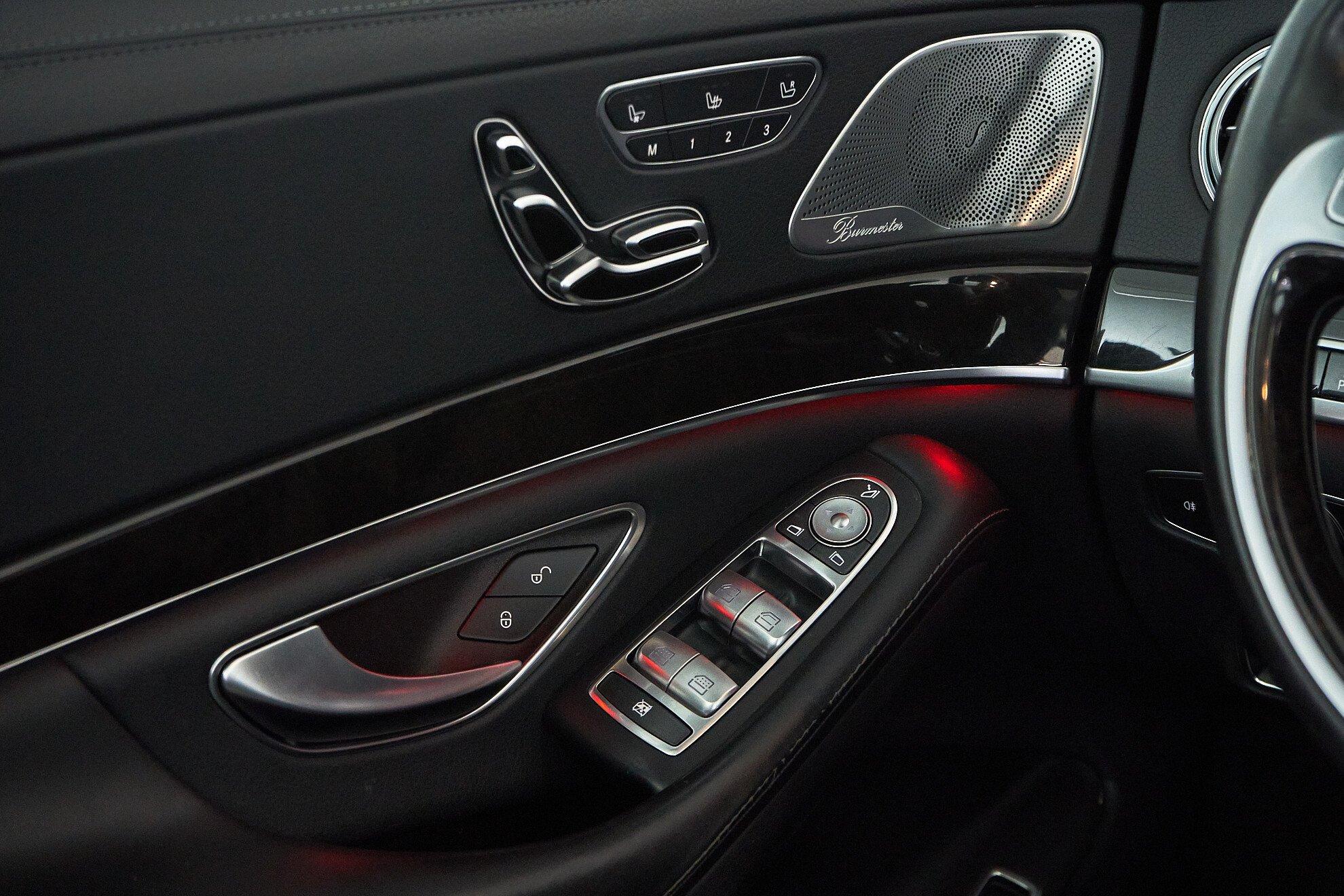 Mercedes-Benz S-Класс 2016, черный
