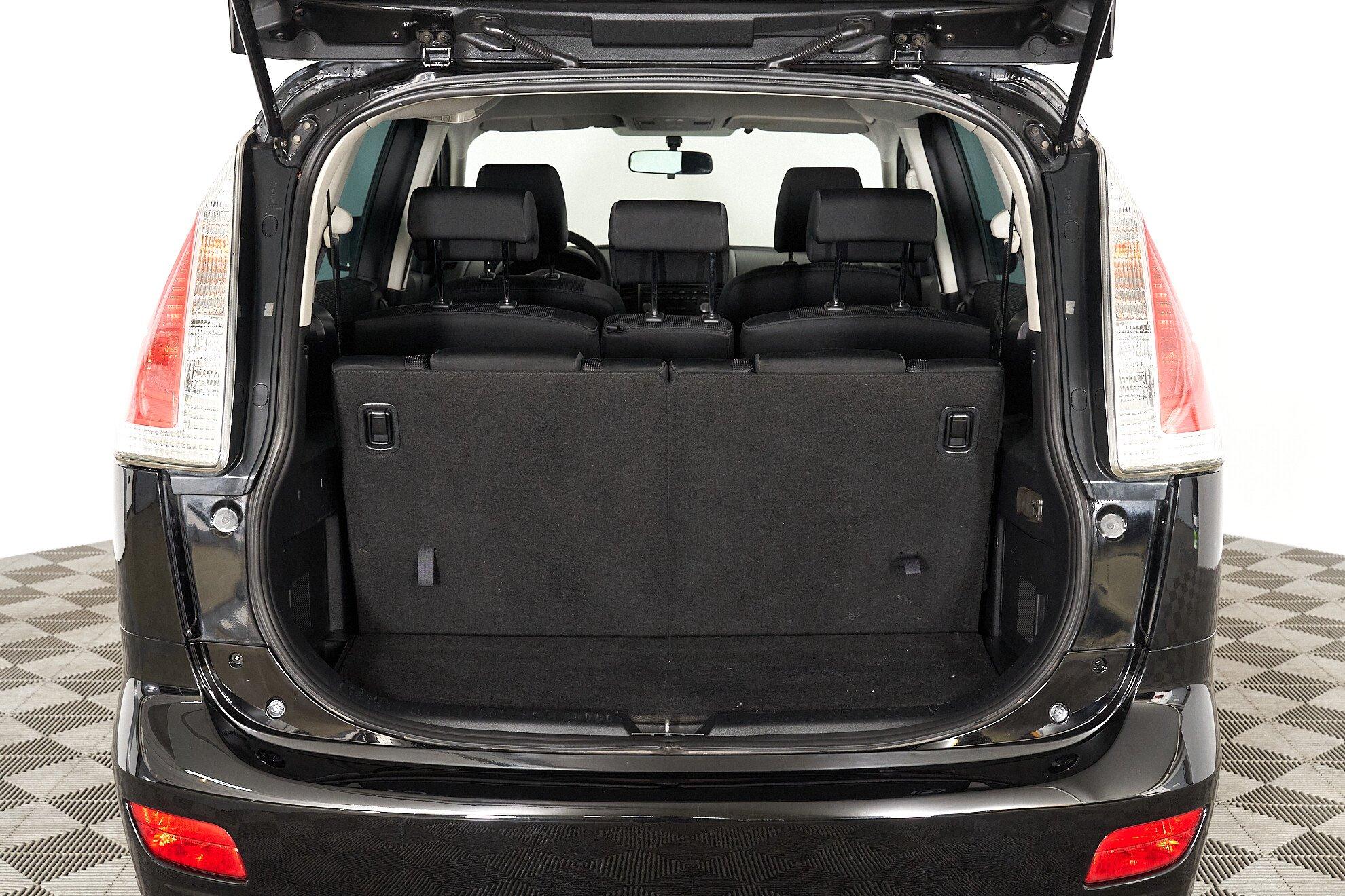 Mazda 5 2009, черный