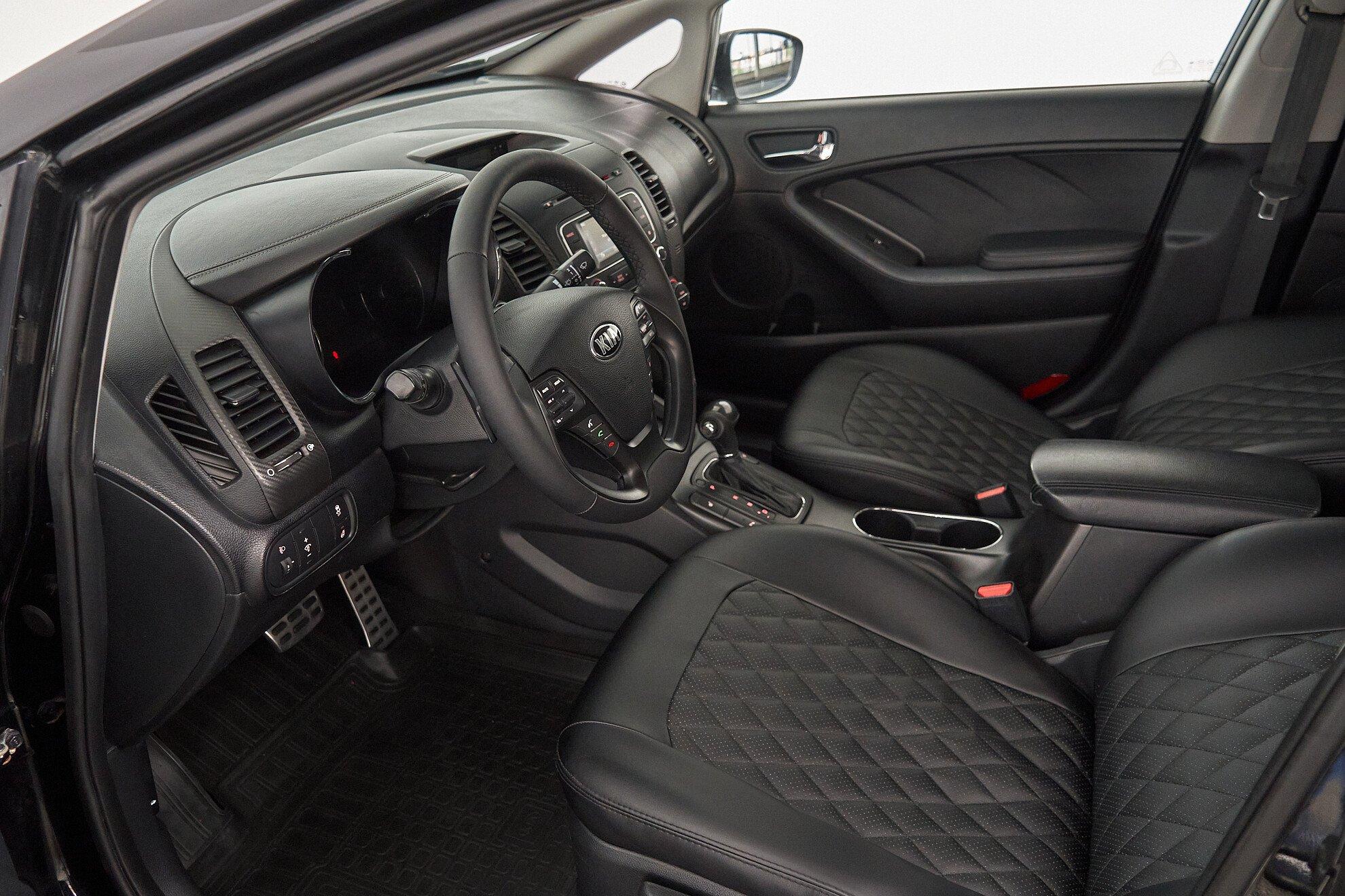 Kia Cerato 2013, черный