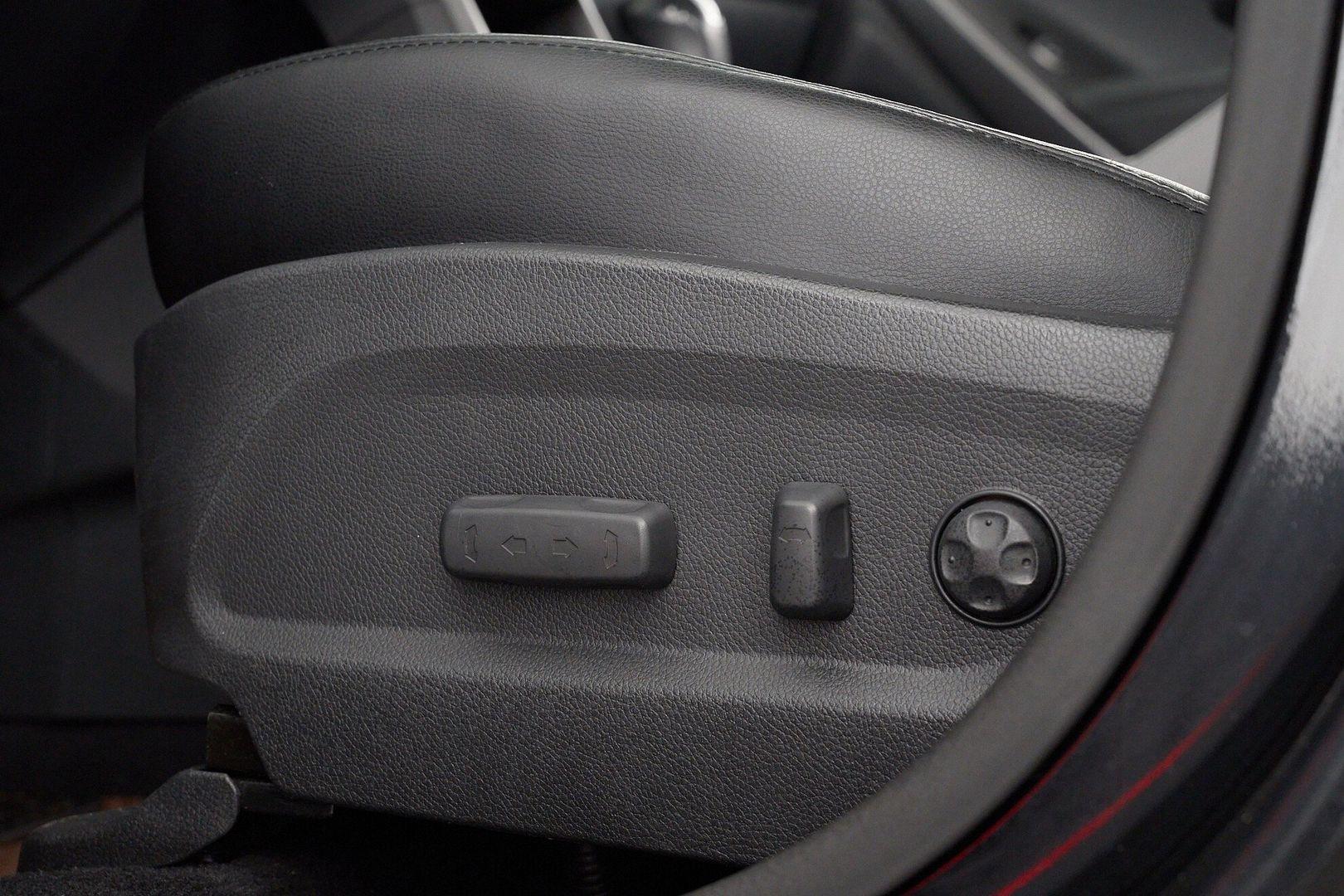 Hyundai Santa Fe 2014, черный