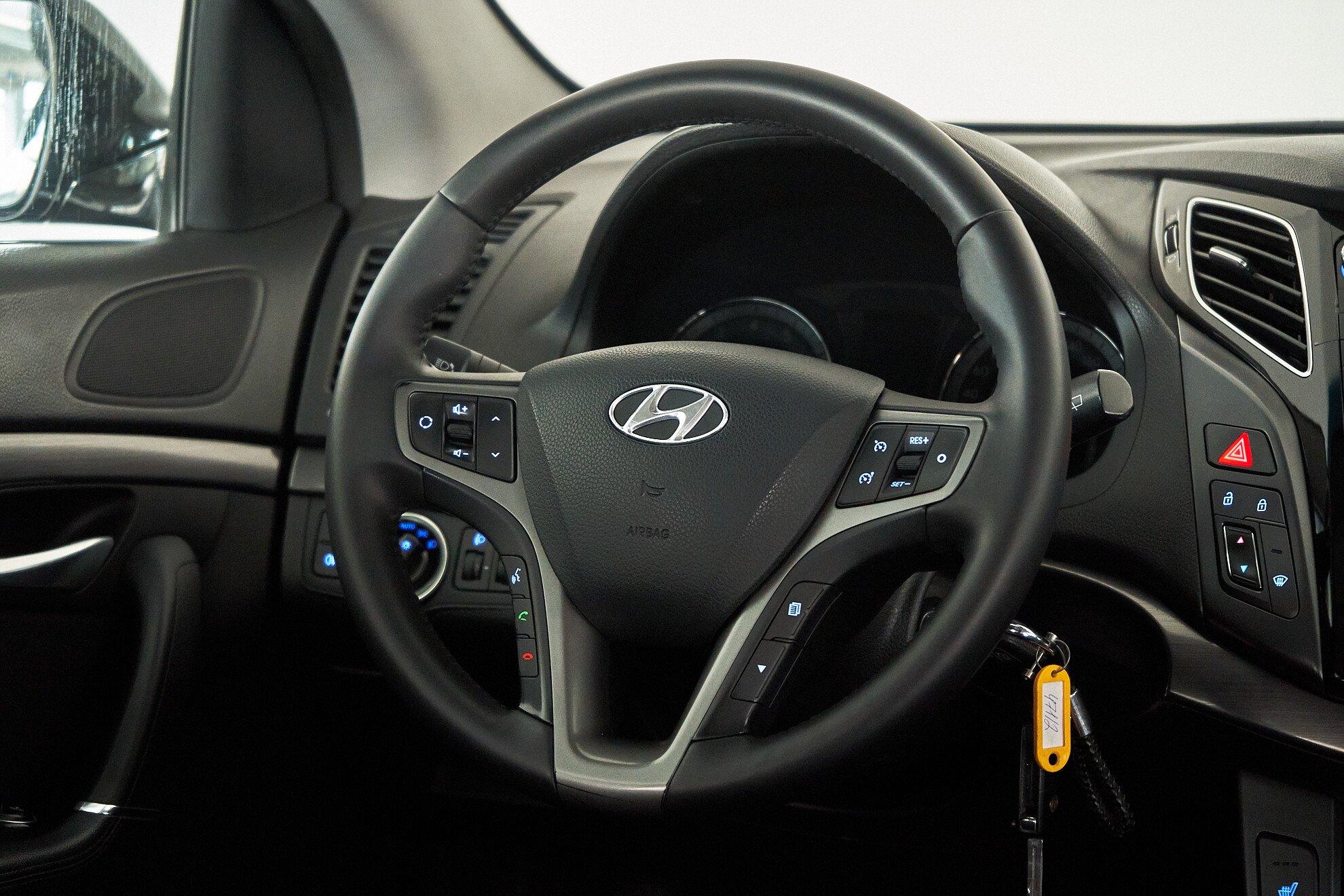 Hyundai i40 2016, черный
