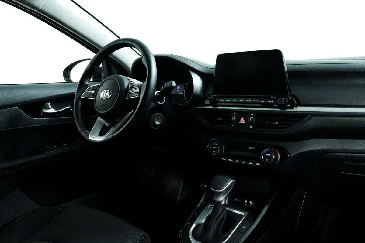 Kia Cerato 2020, серый
