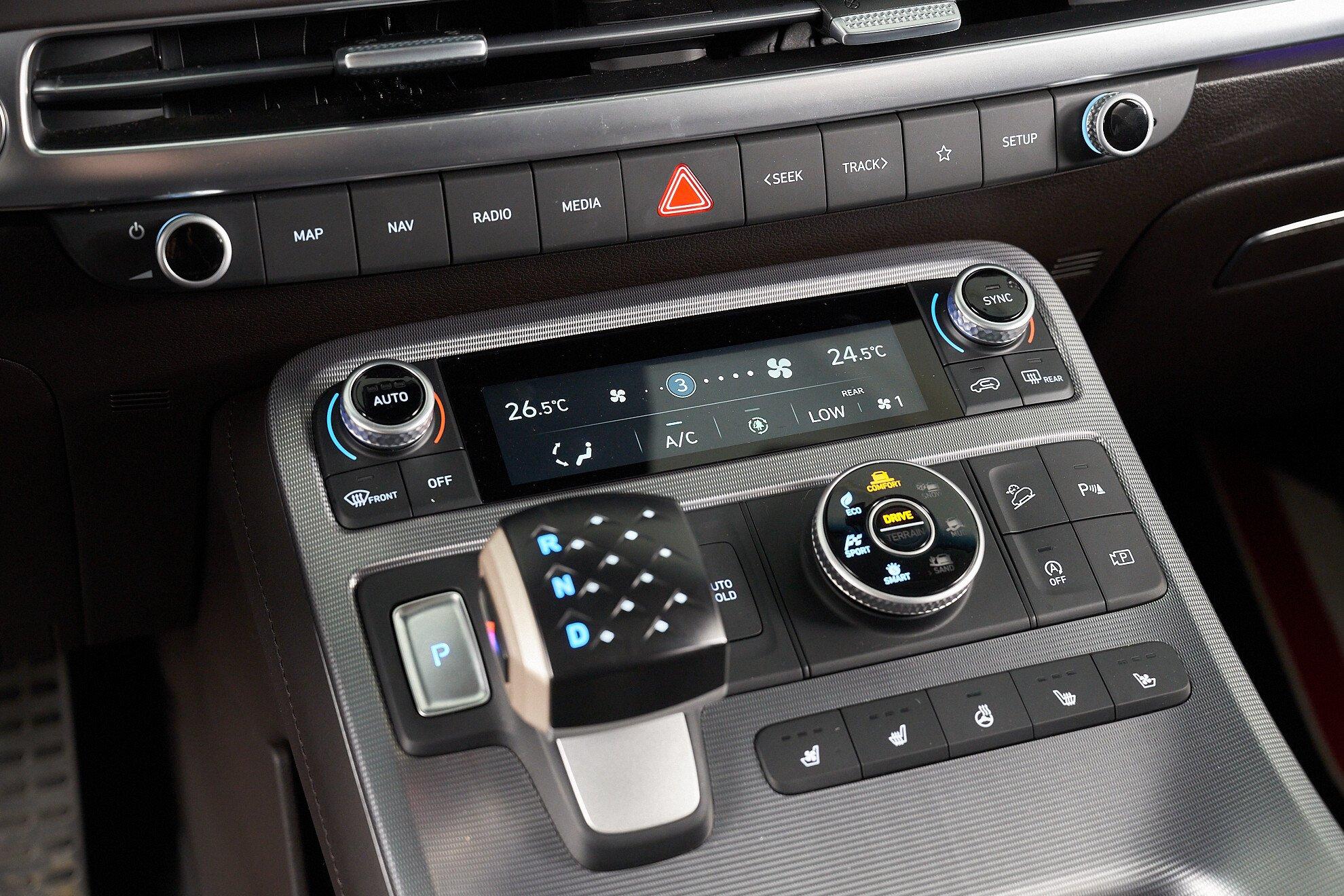 Hyundai Palisade 2023, белый