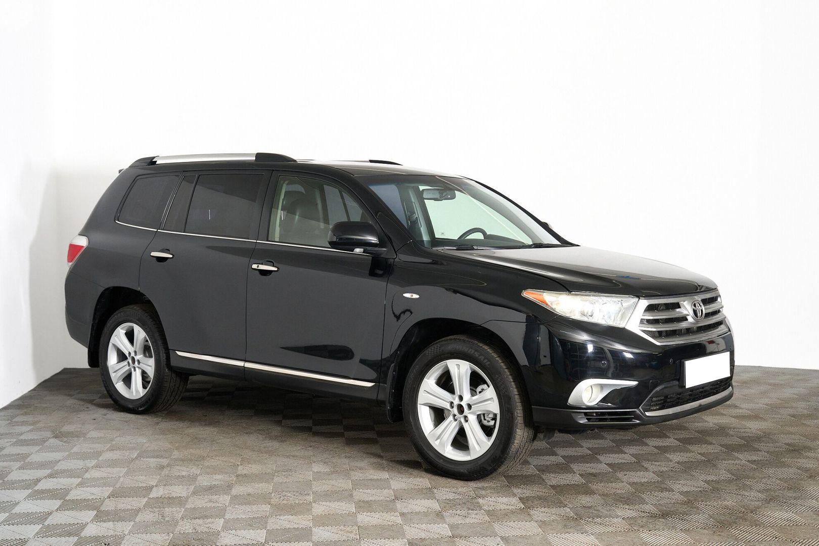 Toyota Highlander 2013, черный