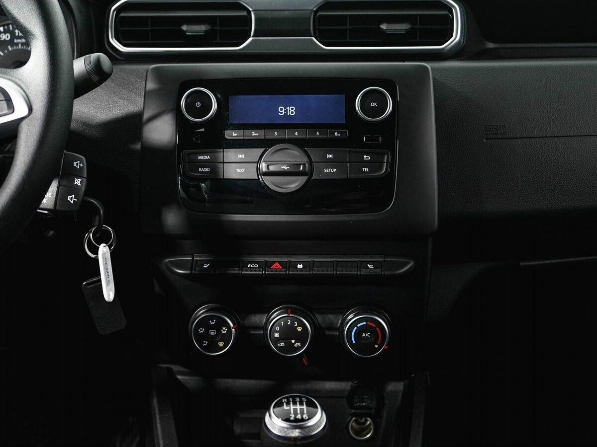 Renault Duster 2021, черный