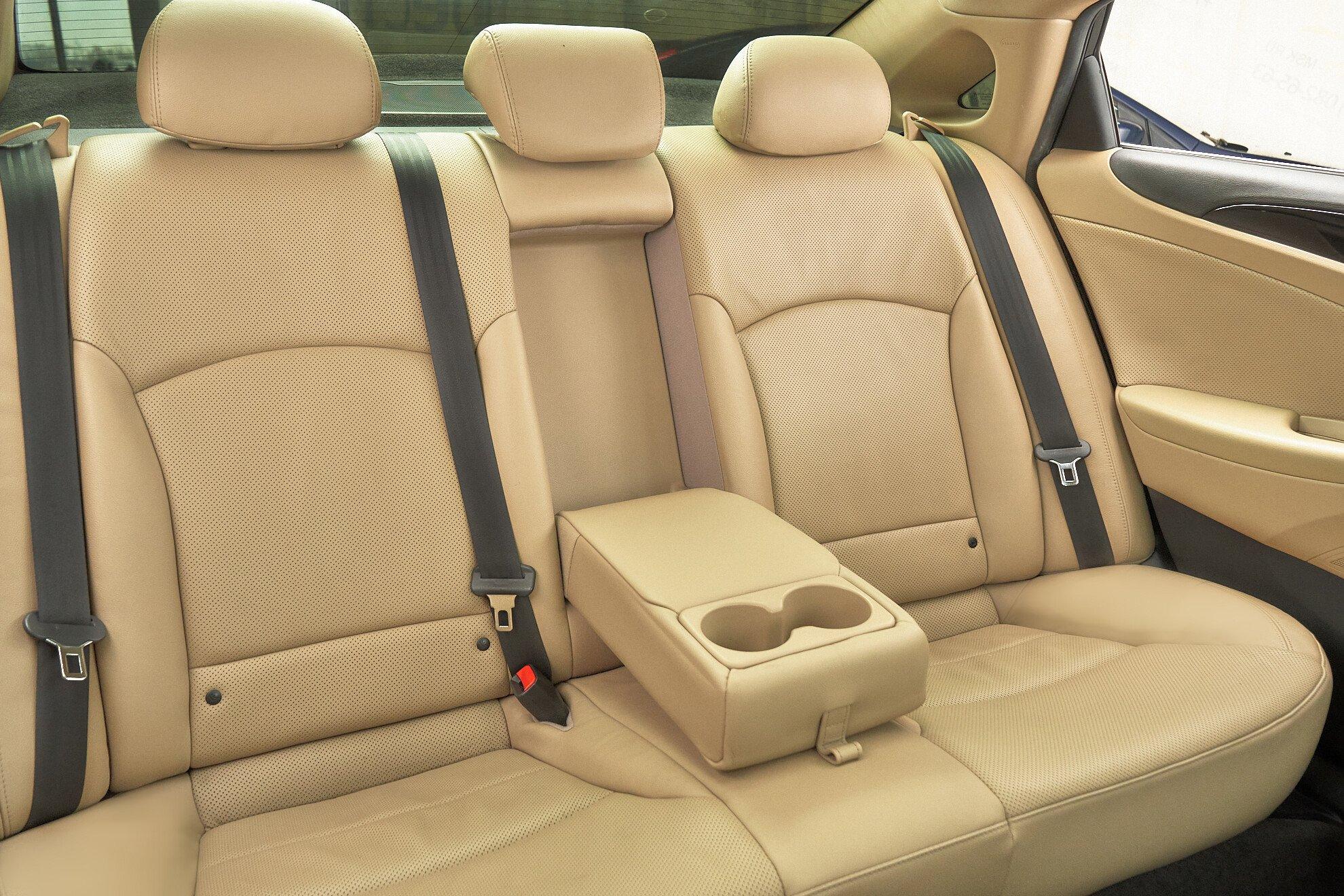 Hyundai Sonata 2011, черный