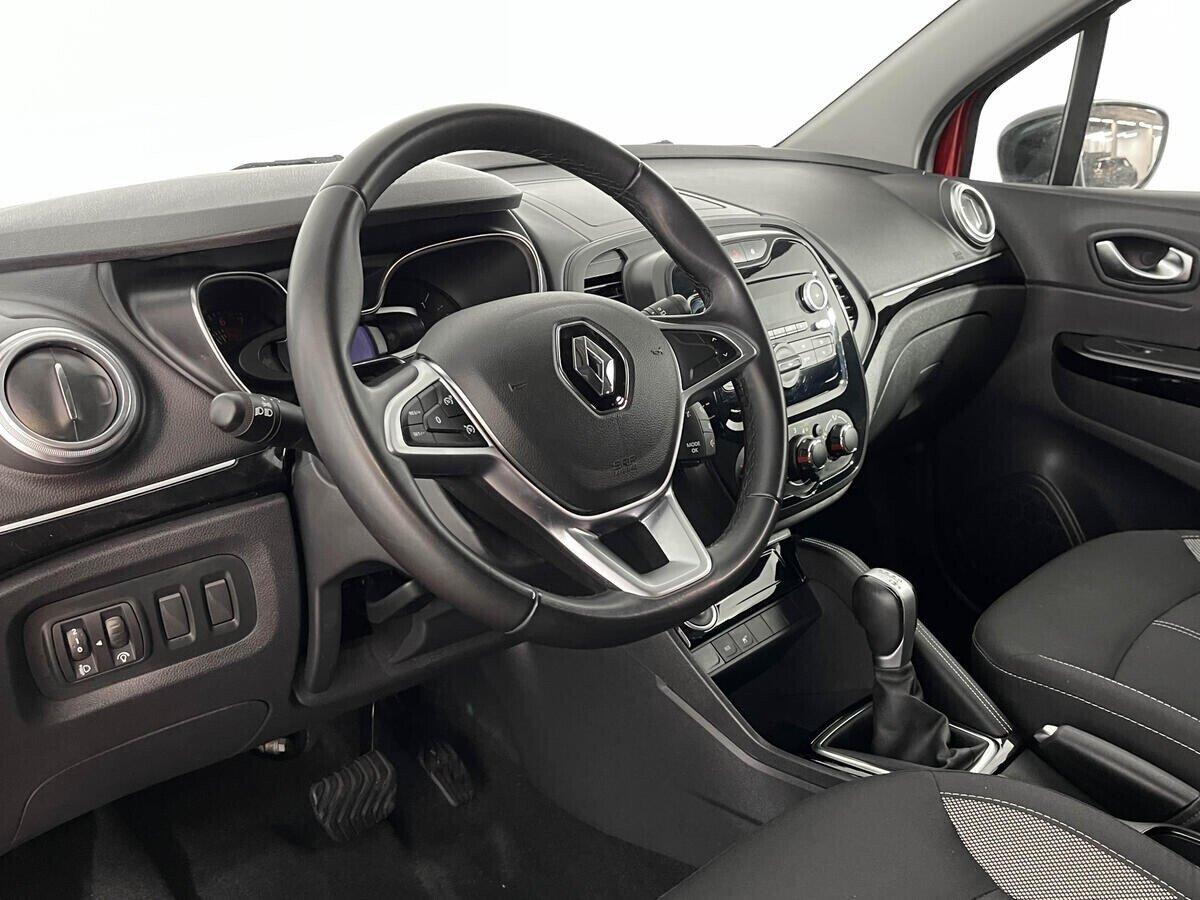 Renault Kaptur 2020, красный