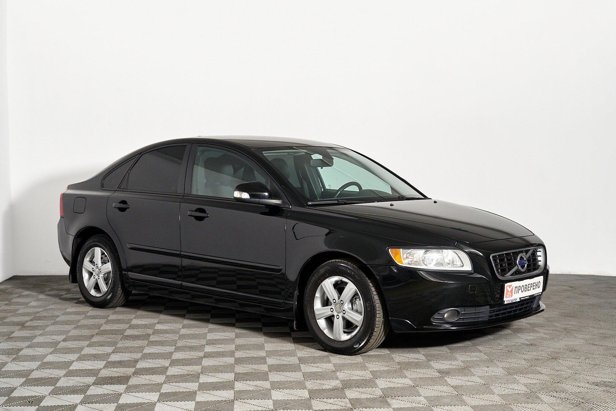 Volvo S40 2012, черный