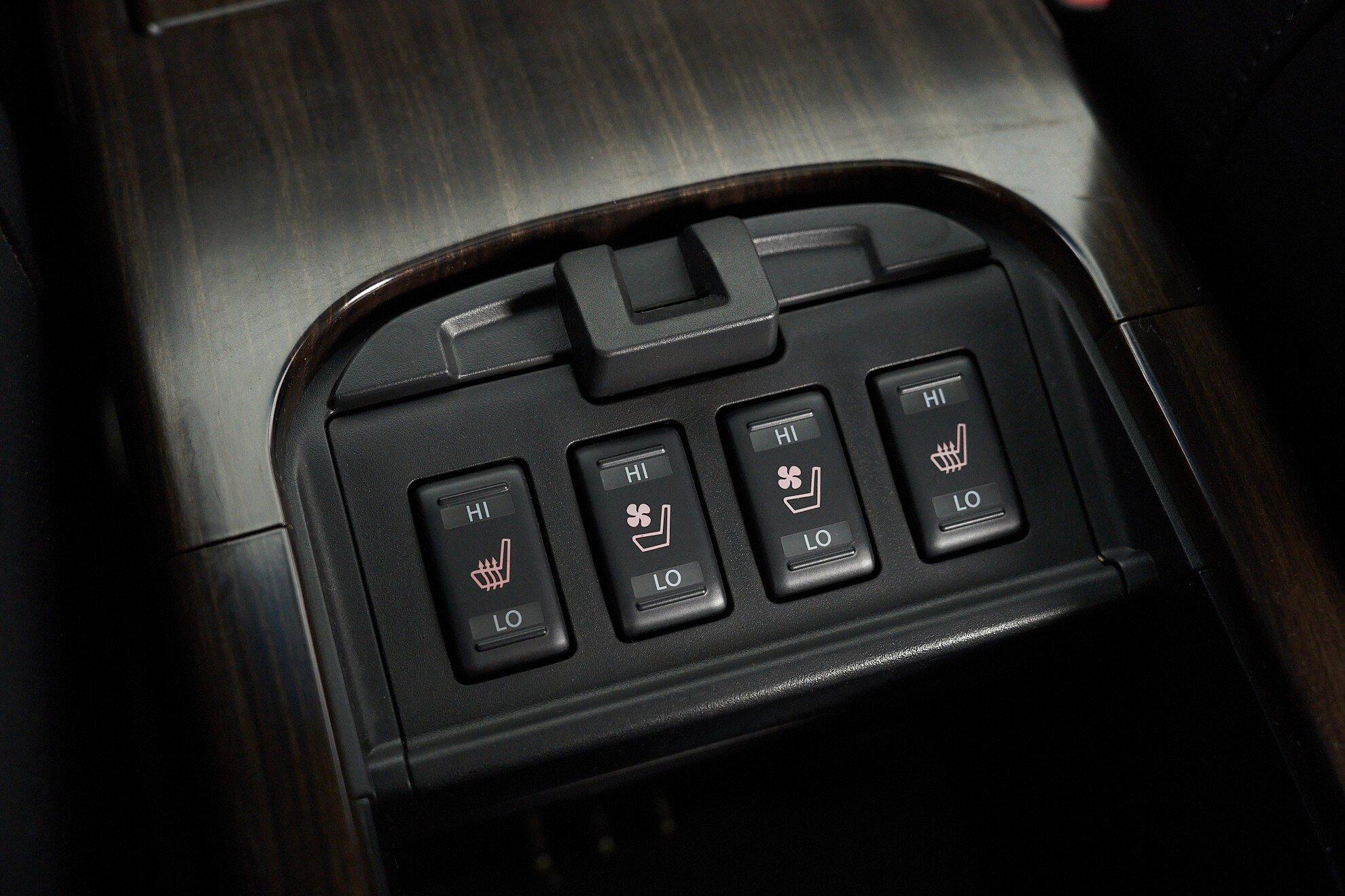 Nissan Teana 2012, серебряный