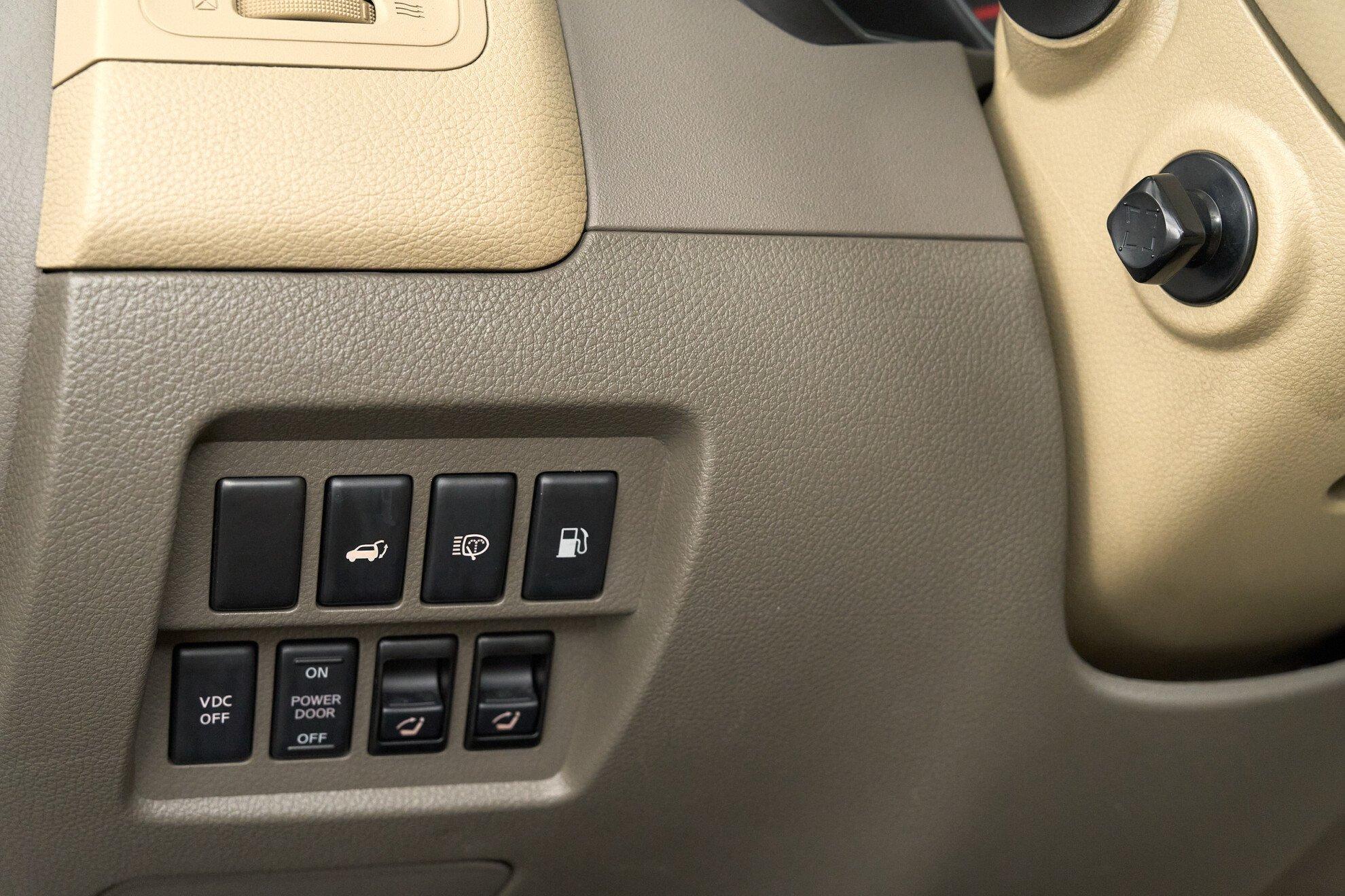Nissan Murano 2012, бежевый