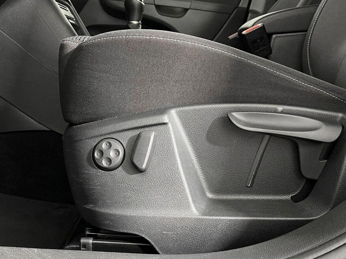 Volkswagen Sharan 2018, черный