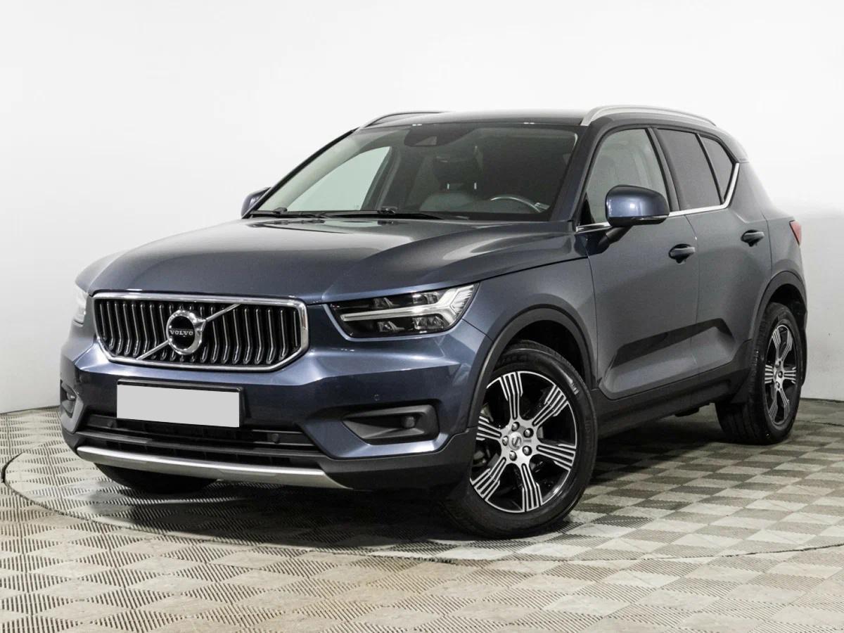 Volvo XC40 2018, голубой