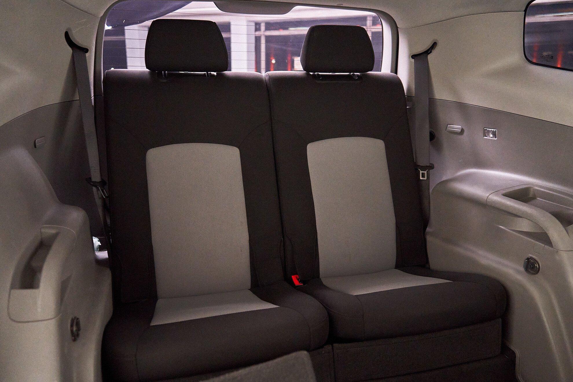 Chevrolet Orlando 2014, серый