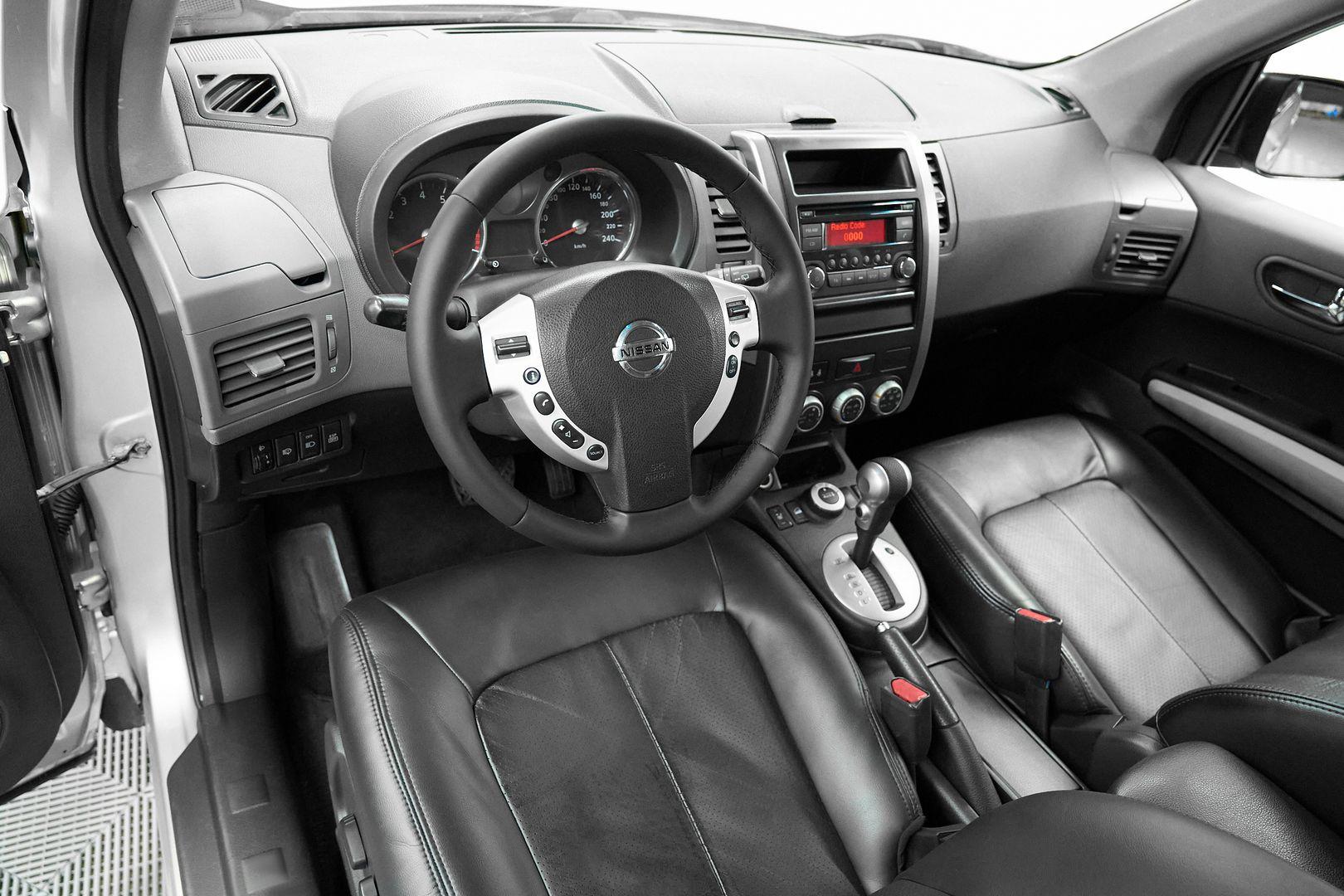 Nissan X-Trail 2008, серый