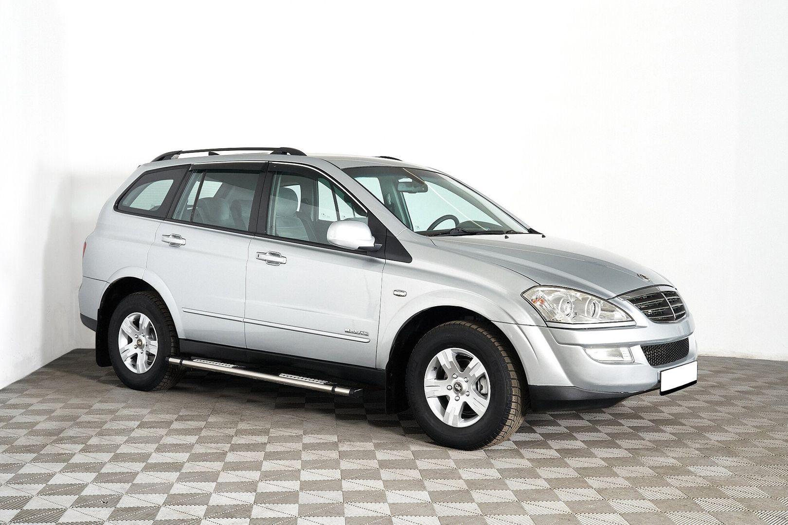 SsangYong Kyron 2012, серебряный