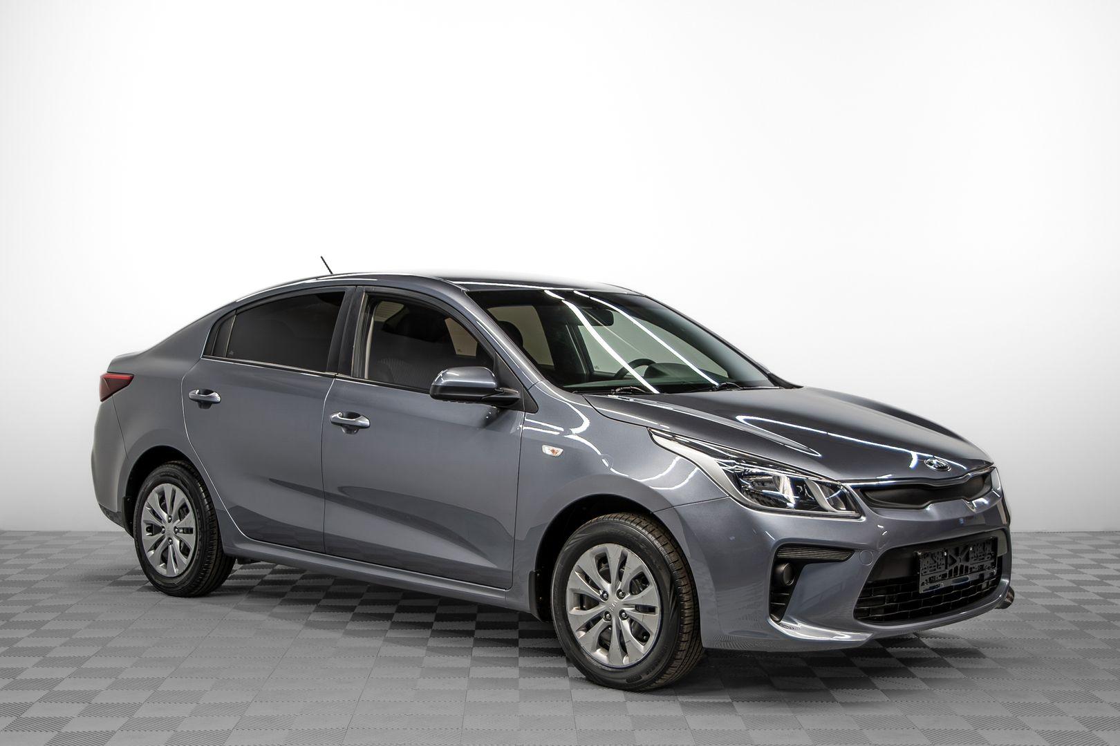 Kia Rio 2018, серый