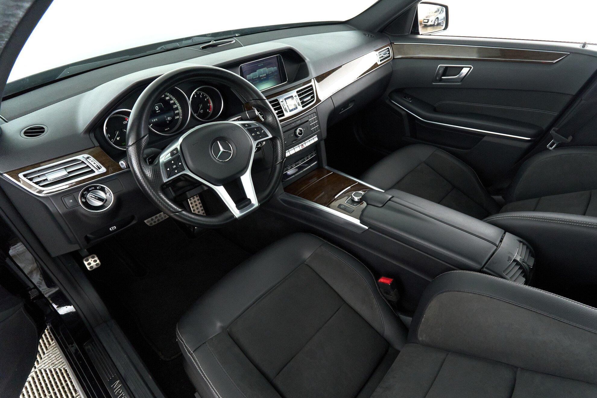 Mercedes-Benz E-Класс 2015, черный