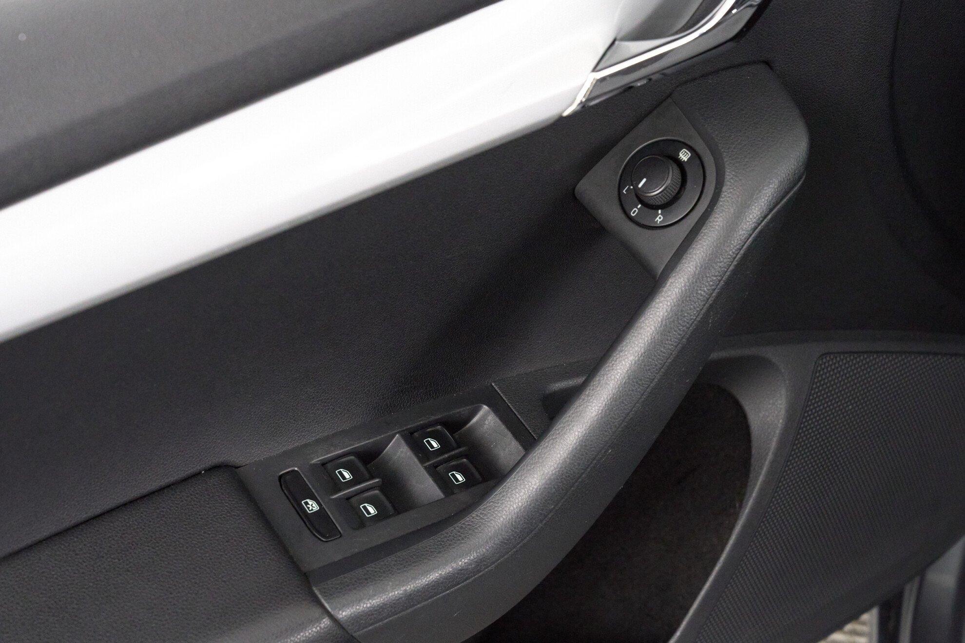 Skoda Octavia 2014, серый