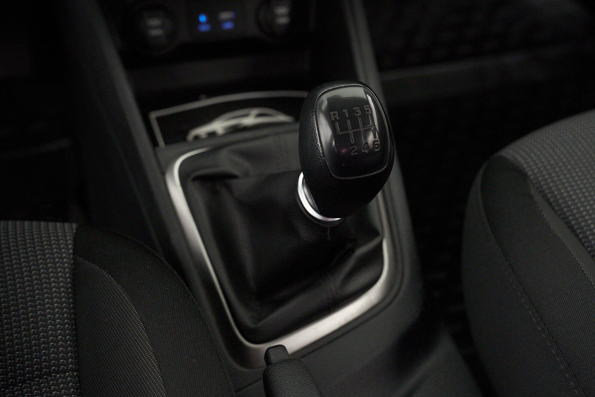 Hyundai Solaris 2019, белый