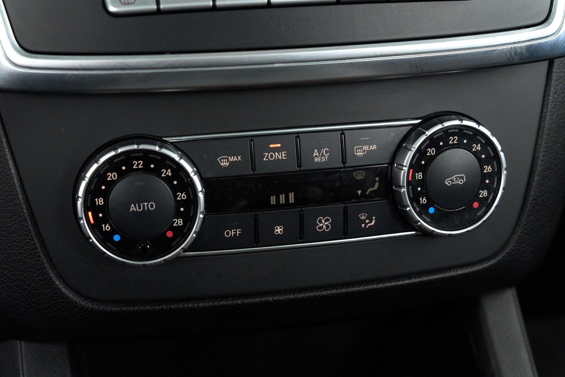 Mercedes-Benz M-Класс 2014, белый