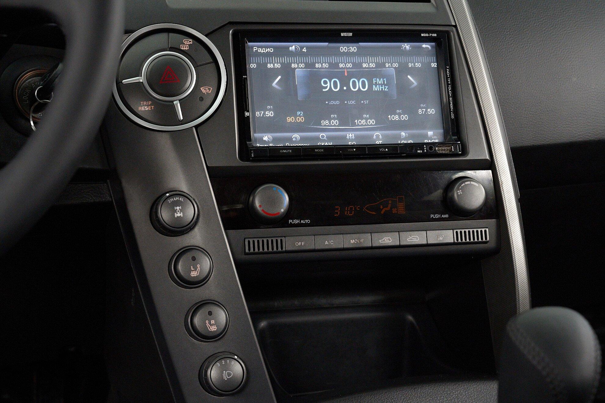 SsangYong Kyron 2012, серебряный