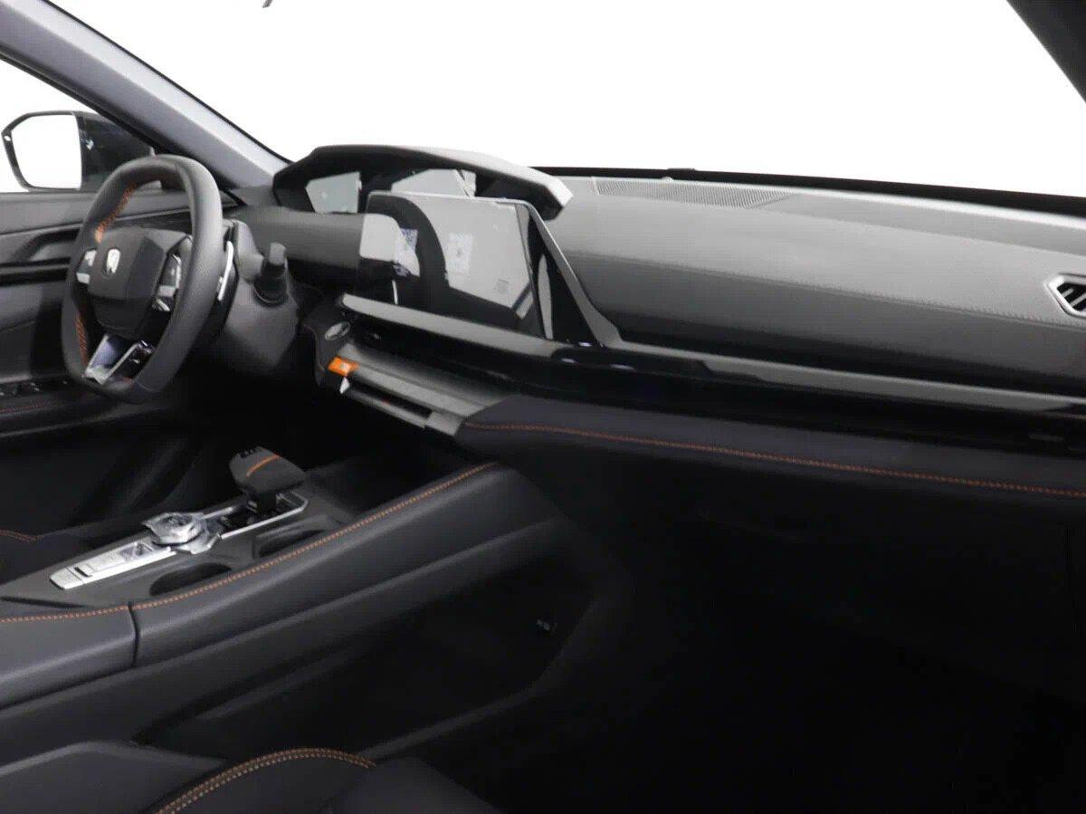 Changan UNI-V 2022, белый