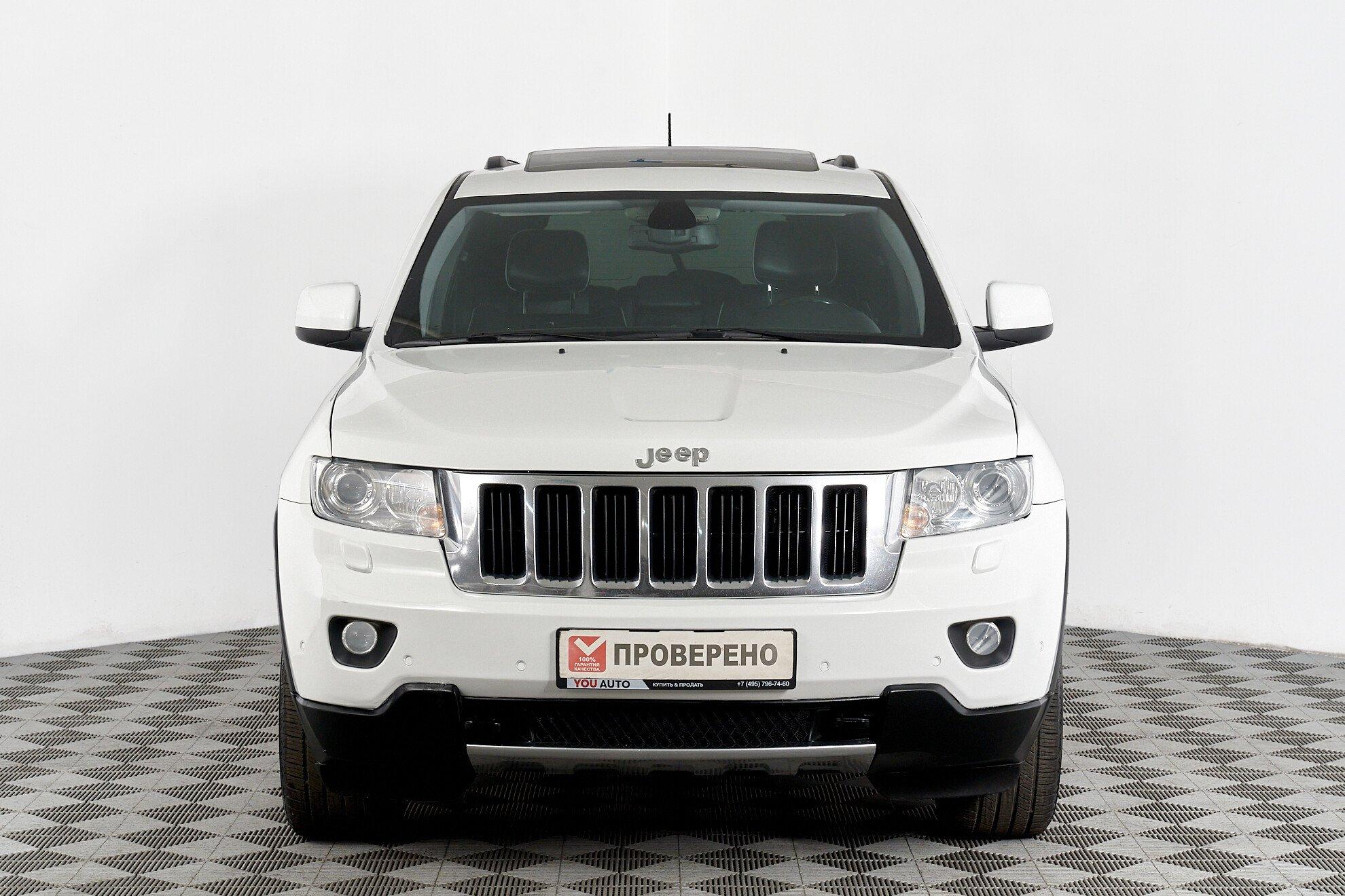 Jeep Grand Cherokee 2012, белый