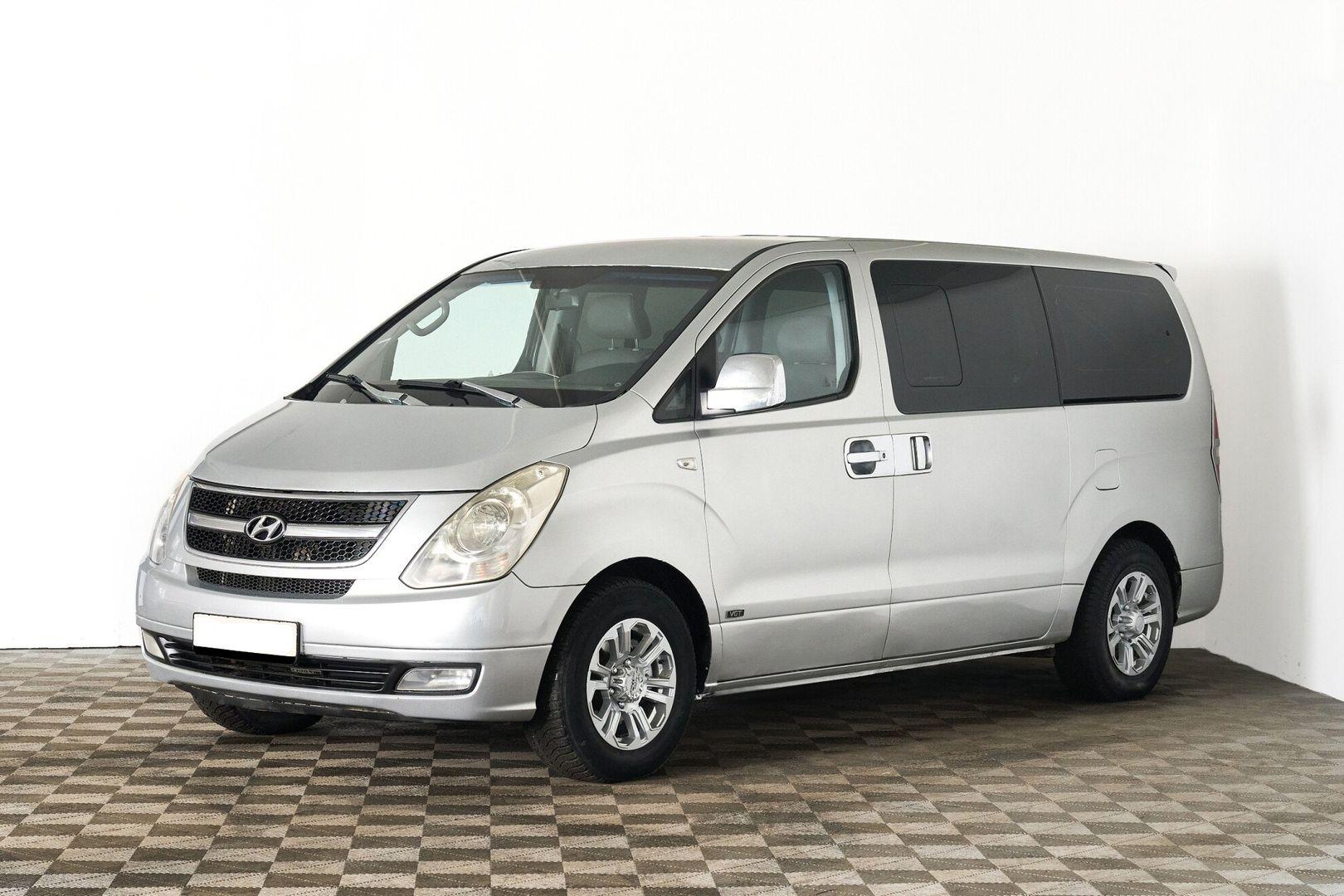 Hyundai Grand Starex 2007, серебряный