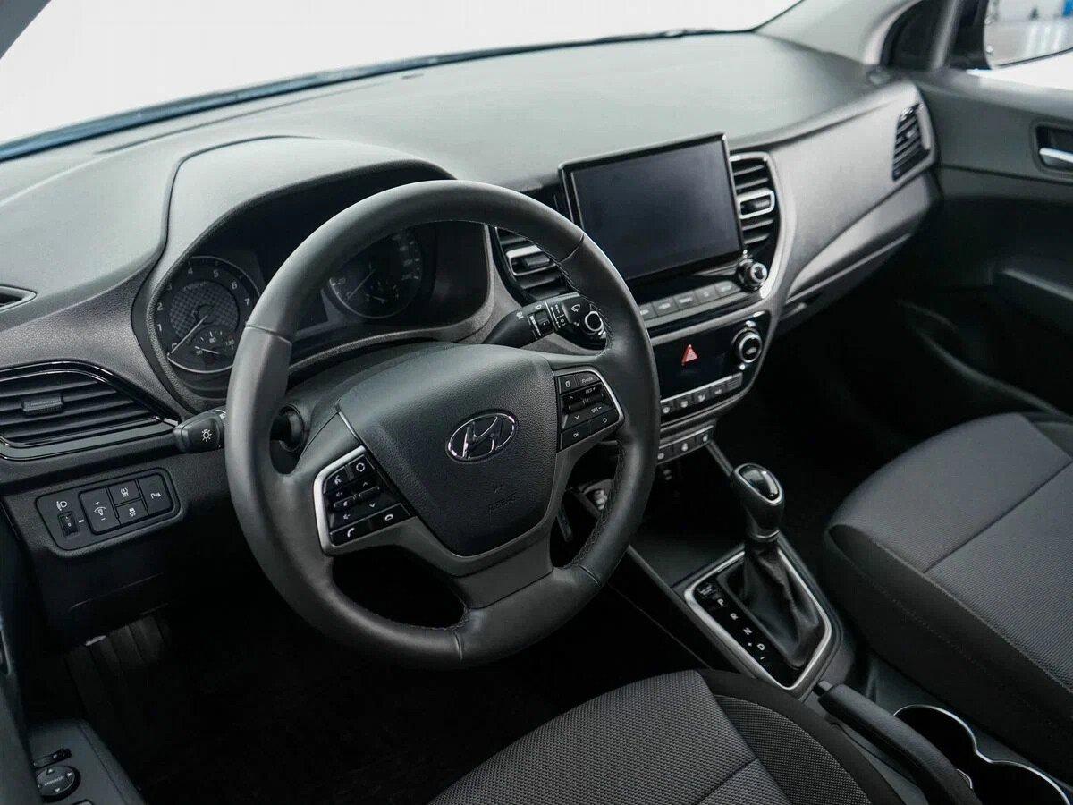 Hyundai Solaris 2022, черный