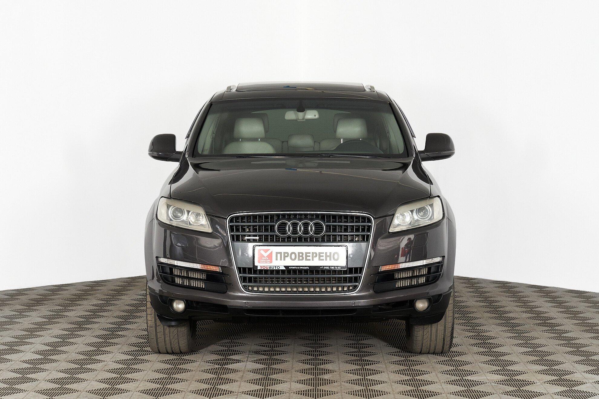 Audi Q7 2007, серый