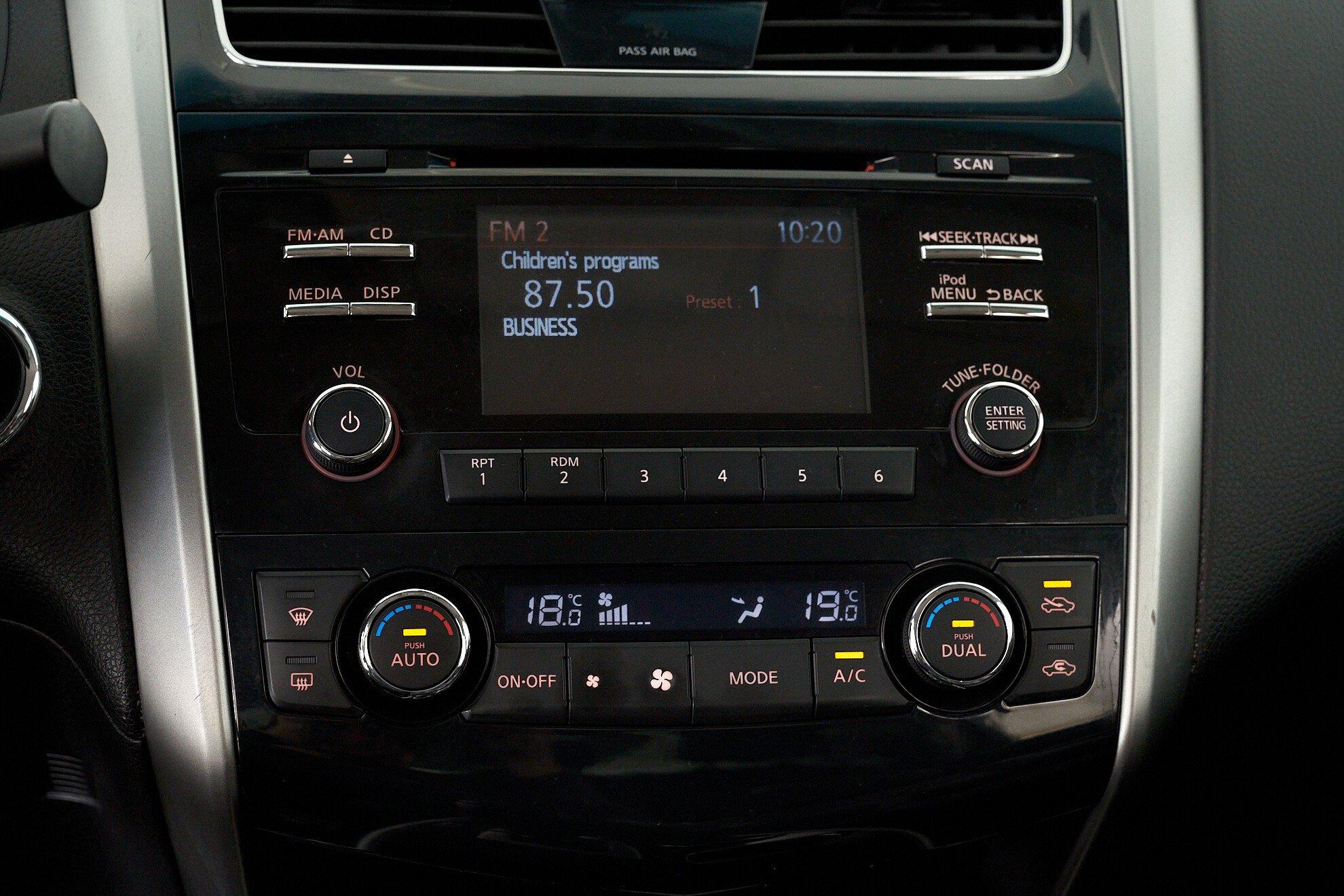 Nissan Teana 2014, черный