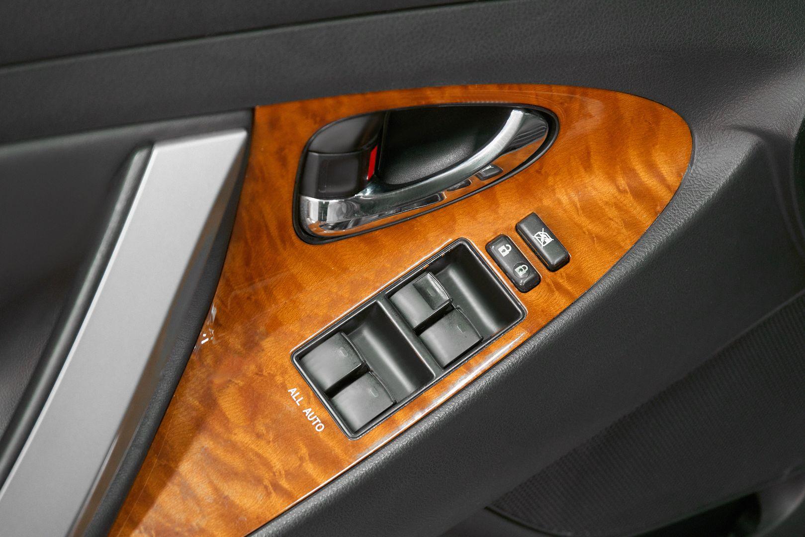 Toyota Camry 2011, черный